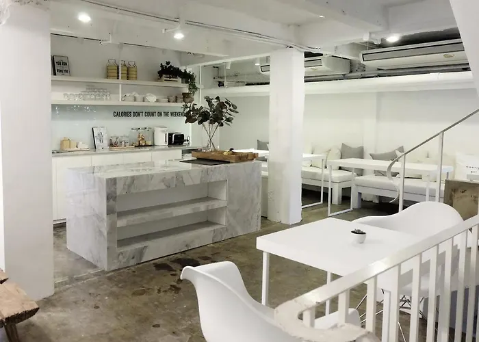Everyday Sunday Social Hostel Bangkok